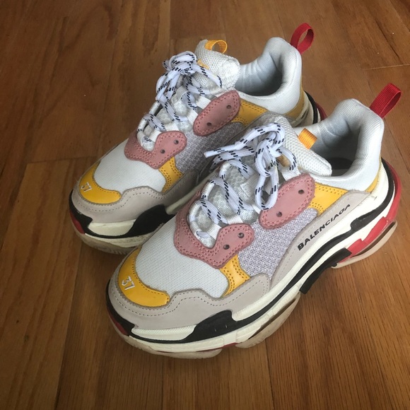 Balenciaga Shoes - Balenciaga triple s
